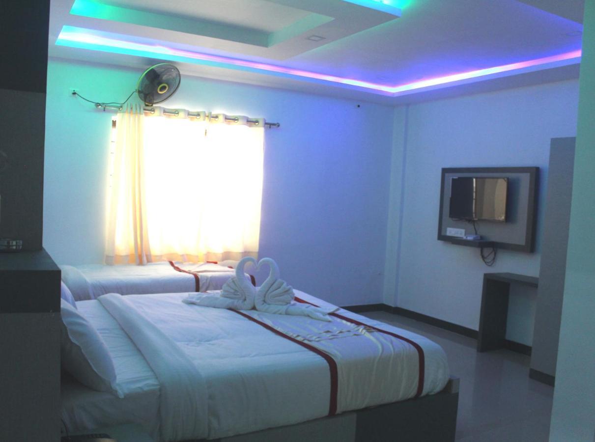 Hotel Shawrya The Grand Madikeri Bagian luar foto