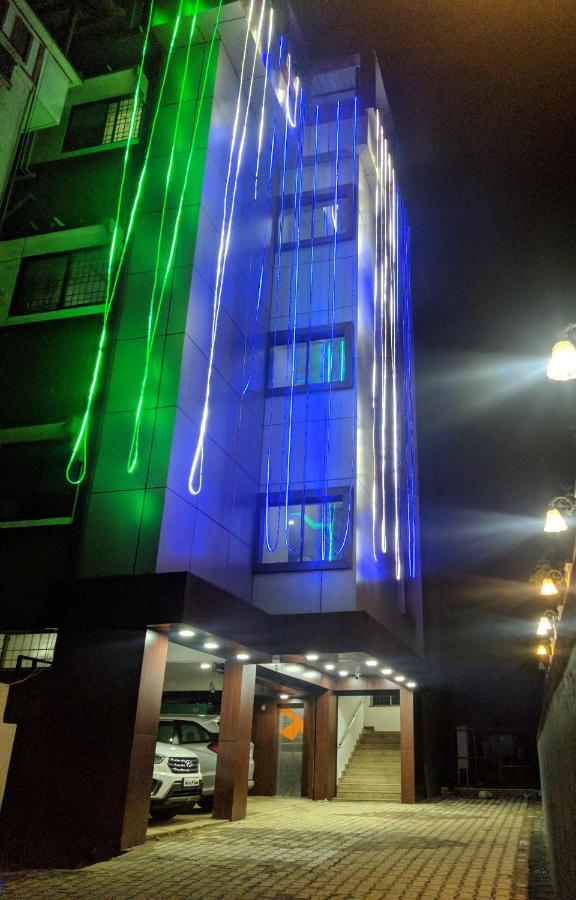 Hotel Shawrya The Grand Madikeri Bagian luar foto