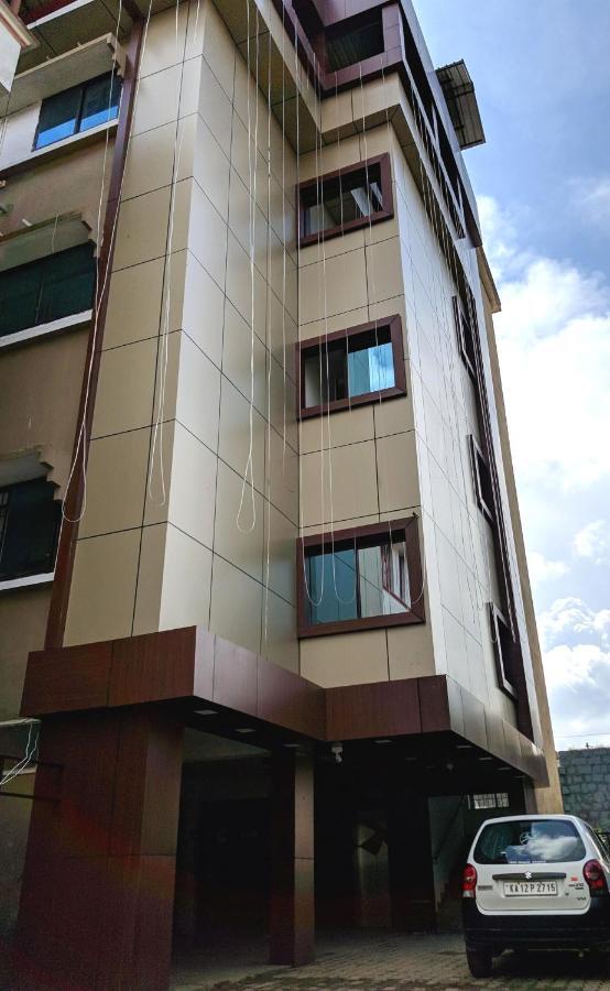 Hotel Shawrya The Grand Madikeri Bagian luar foto